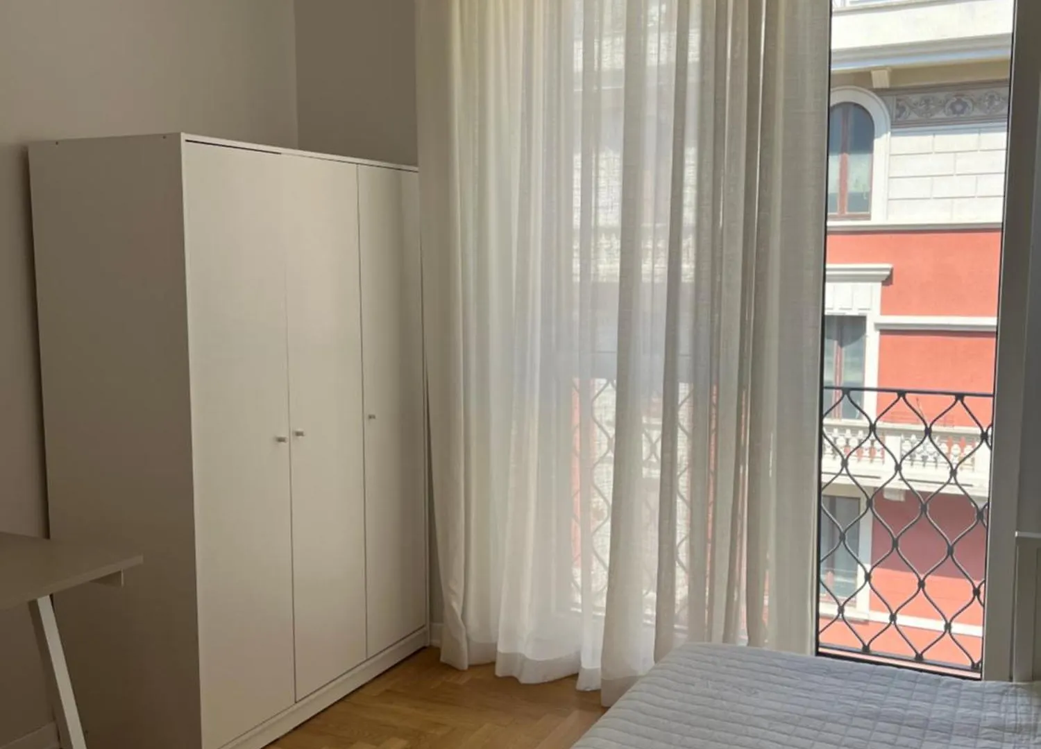 Camera Doppia Con Bagno Ad Uso Privato Милан Италия